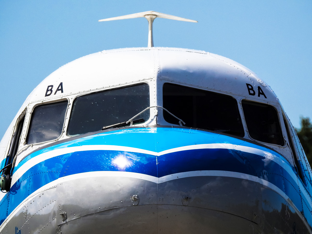 Douglas DC-3 Nose